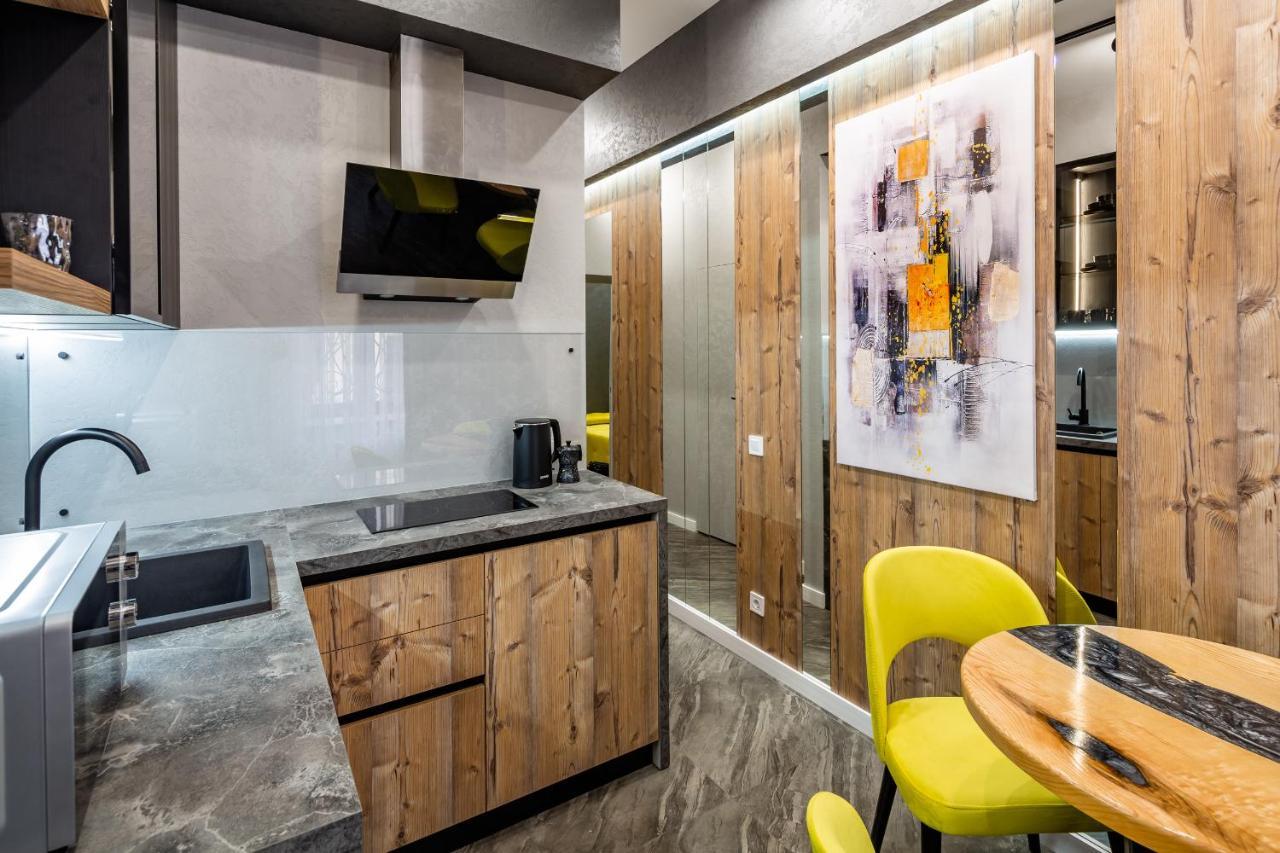 Alfa Apartments Kulisha 12 Лвив Екстериор снимка